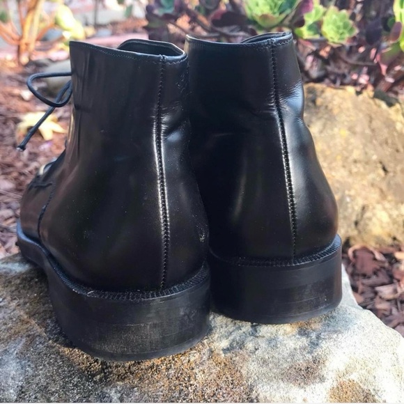 BLACK LEATHER ANKLE BOOTIES | ANN TAYLOR - Picture 2 of 6